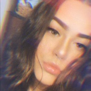 Meet your Posher, Mallory